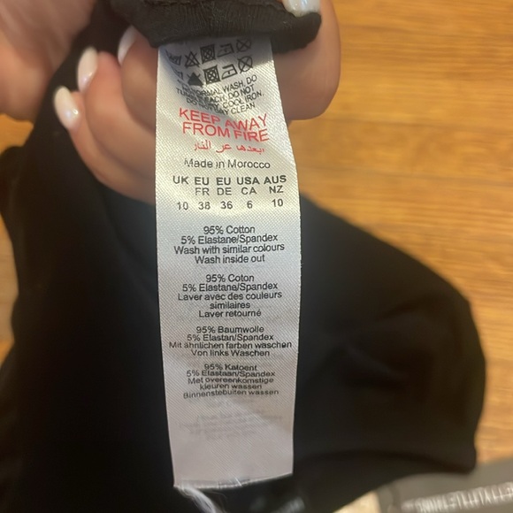 NWT Basic Black Cotton Blend Short Sleeve Crop Top size 6 - Picture 5 of 6